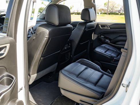 Used 2018 GMC Yukon Denali RWD image 44