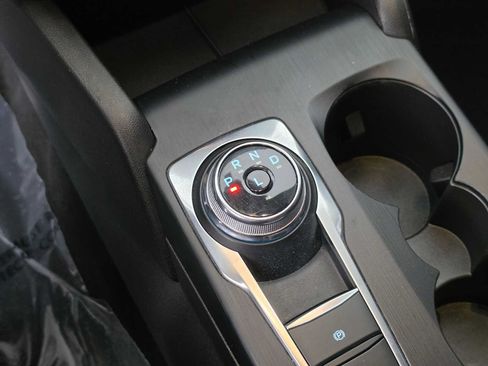 Used 2025 Ford Escape ST-Line w/ Tech Pack #1 FWD image 32