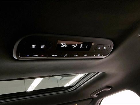 Used 2026 Hyundai Palisade Calligraphy image 32