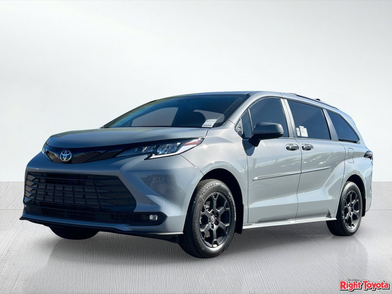 New 2026 Toyota Sienna XLE Woodland Edition AWD/4WD image 2