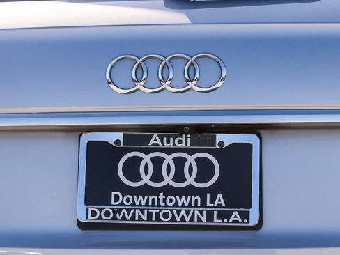 Used 2022 Audi Q5 Premium AWD/4WD image 11
