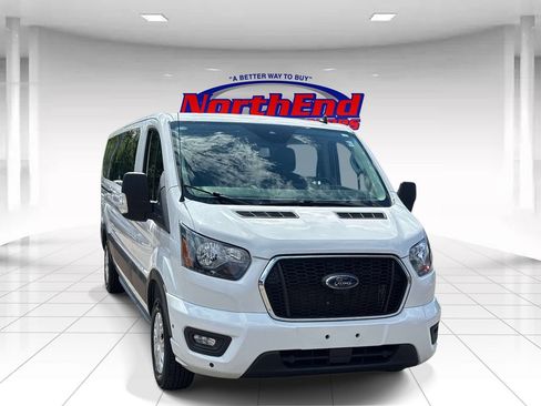 Used 2024 Ford Transit 350 XLT RWD image 8