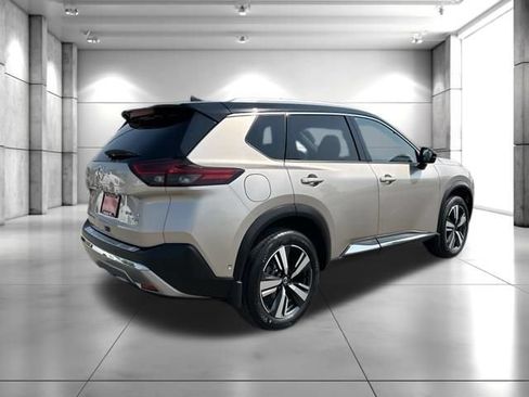 Used 2021 Nissan Rogue Platinum AWD/4WD image 8
