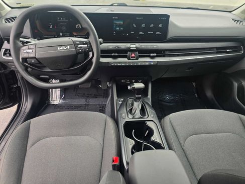 Used 2025 Kia K4 FWD image 18