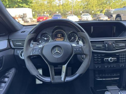 Used 2012 Mercedes-Benz E 63 AMG Sedan image 24