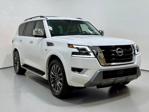 Used 2023 Nissan Armada SL RWD image 6