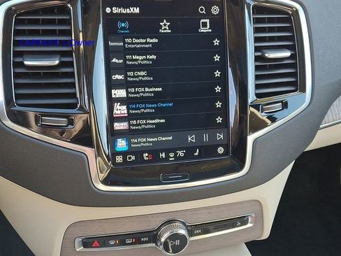 Certified 2024 Volvo XC90 B6 Plus w/ Protection Package Premier image 19