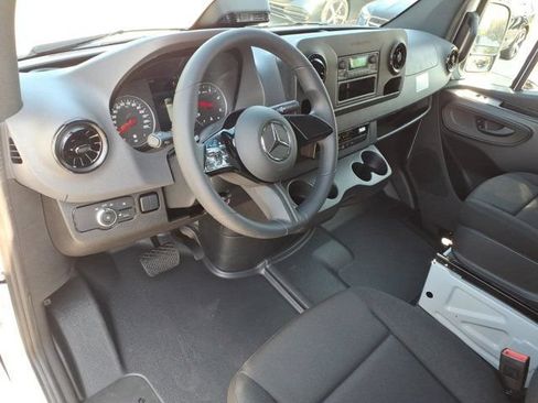 New 2026 Mercedes-Benz Sprinter 2500 image 14