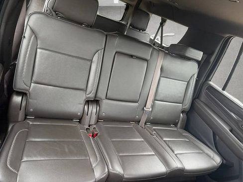 Used 2022 GMC Yukon XL Denali RWD image 22