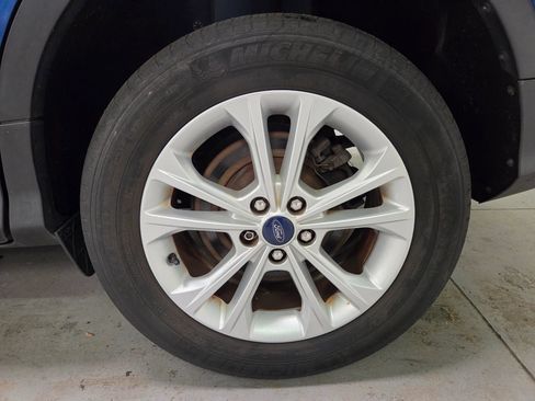 Used 2018 Ford Escape SE FWD image 13