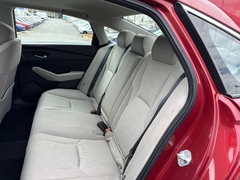 Certified 2023 Honda Accord EX image 32