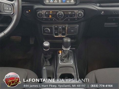Used 2023 Jeep Wrangler Unlimited w/ Cold Weather Group image 26