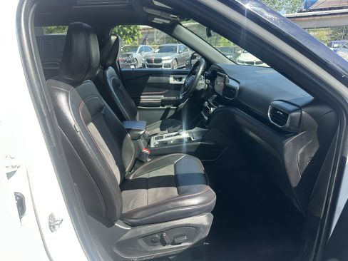 Used 2022 Ford Explorer ST-Line w/ Class IV Trailer Tow Package image 20
