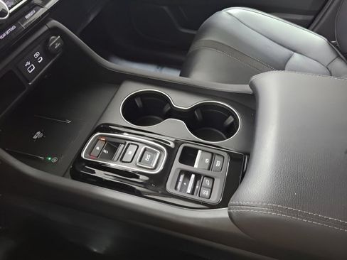 Used 2025 Honda Pilot EX-L image 29