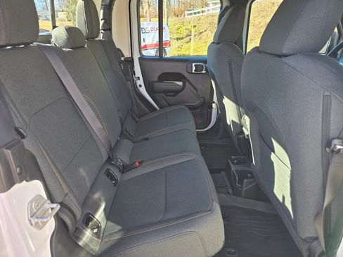 New 2026 Jeep Gladiator Sport image 26