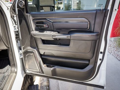 Used 2023 RAM 2500 Limited AWD/4WD image 26