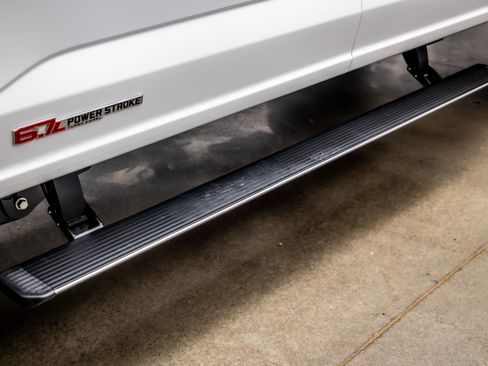 Used 2026 Ford F350 Platinum w/ Platinum Plus Package image 19