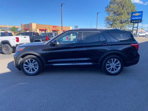 Used 2021 Ford Explorer Limited w/ Equipment Group 301A RWD image 2