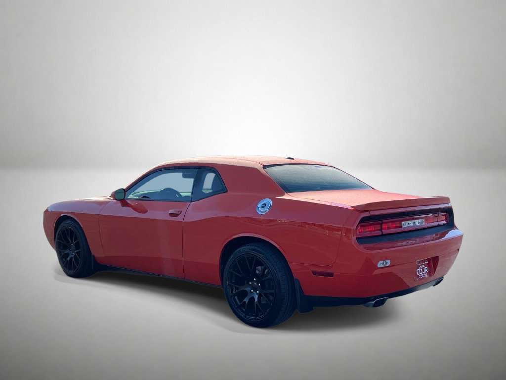 Used 2013 Dodge Challenger R/T RWD image 5