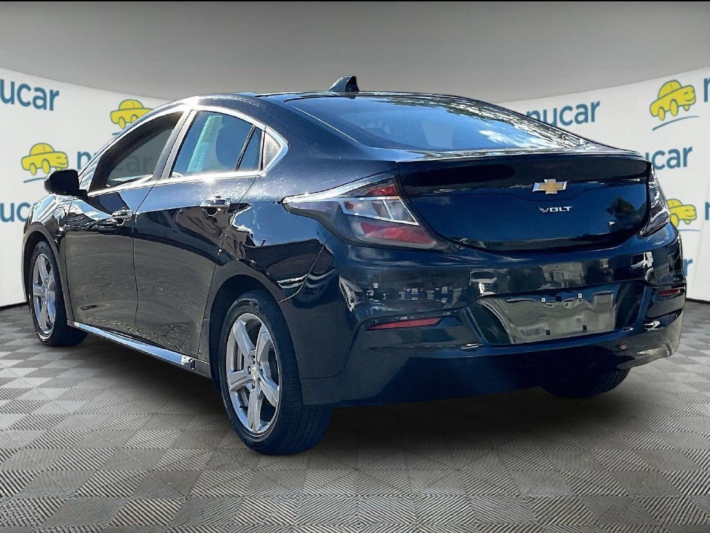Used 2018 Chevrolet Volt LT FWD image 4