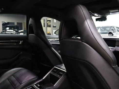 Used 2017 Porsche Panamera 4S image 26