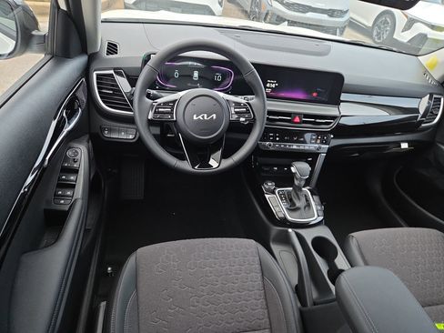 New 2026 Kia Seltos S image 7