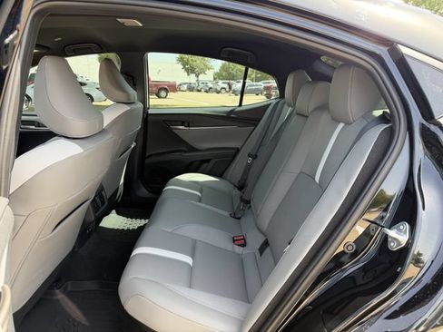 Used 2026 Toyota Camry SE w/ Multimedia Upgrade Package FWD image 26