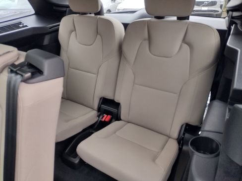 New 2026 Volvo XC90 B6 Plus w/ Protection Package Premier image 23