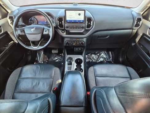 Used 2022 Ford Bronco Sport Outer Banks w/ Tech Package AWD/4WD image 18