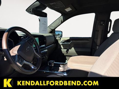 Used 2023 Chevrolet Silverado 1500 RST AWD/4WD image 9