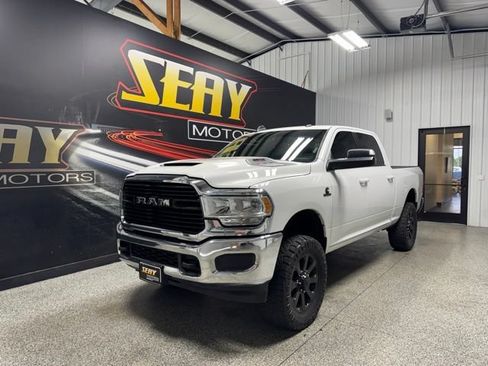 Used 2020 RAM 2500 Big Horn AWD/4WD image 1