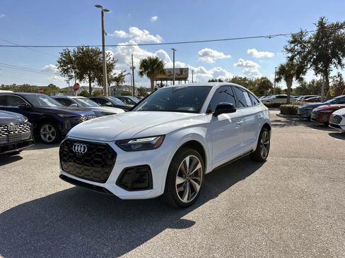Used 2023 Audi SQ5 Premium Plus w/ Premium Plus Package image 2