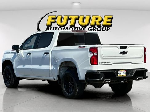 Used 2021 Chevrolet Silverado 1500 LT Trail Boss w/ Convenience Package II AWD/4WD image 5