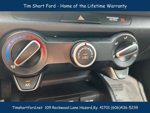 Used 2018 Kia Rio S image 27