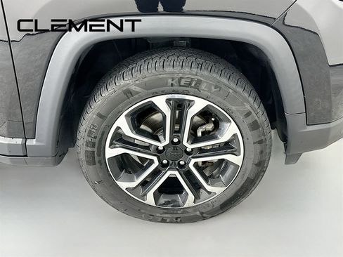 Used 2022 Jeep Compass Limited image 35
