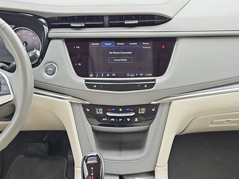 Used 2024 Cadillac XT5 Premium Luxury FWD image 15