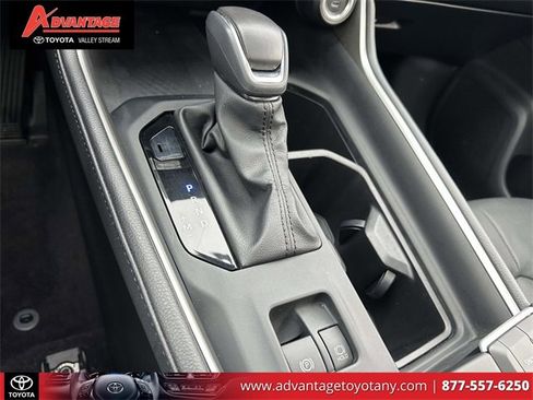 Used 2024 Toyota Grand Highlander Platinum image 37