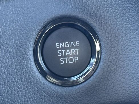 Used 2026 Toyota Tundra Limited image 25