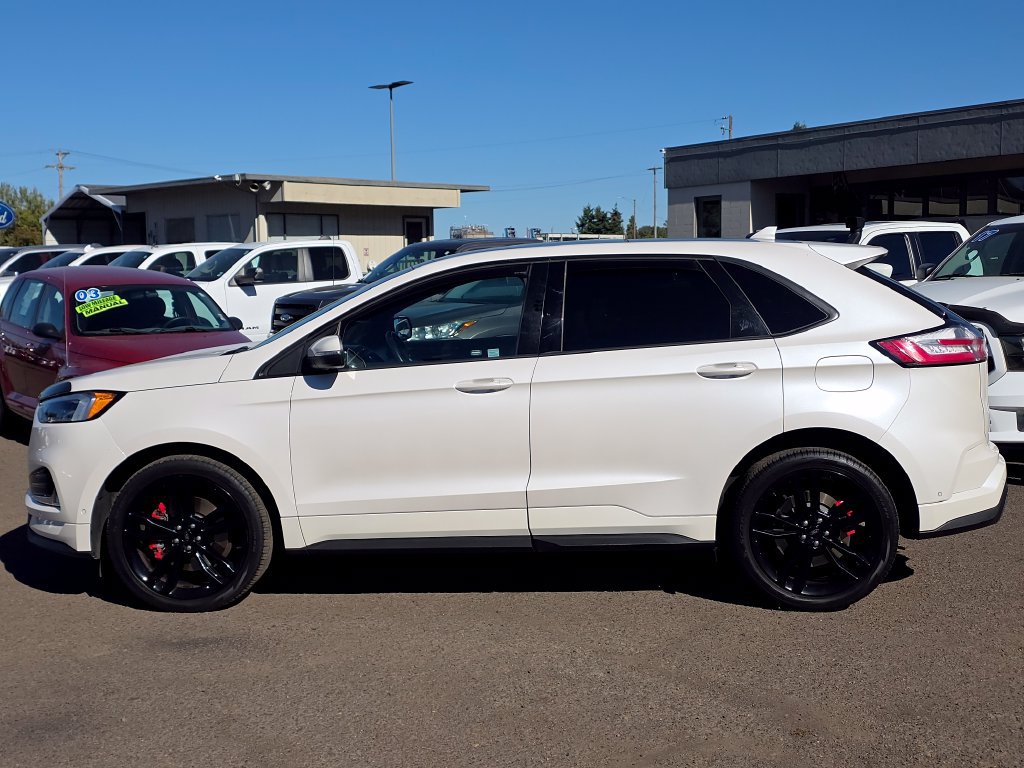 Used 2019 Ford Edge ST w/ Equipment Group 401A AWD/4WD image 9
