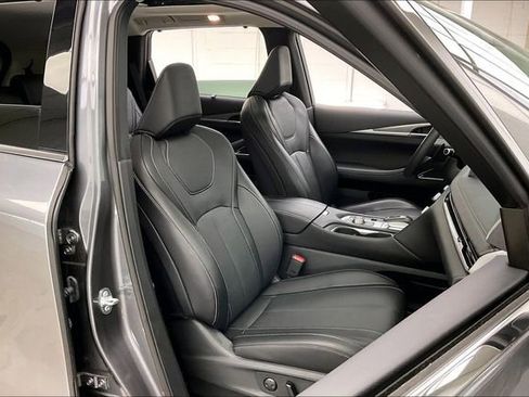 Certified 2025 INFINITI QX60 Luxe image 7