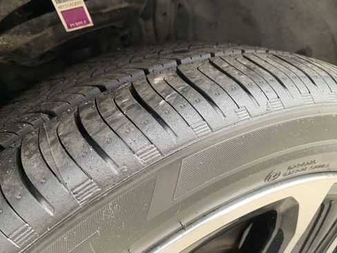 Used 2025 Toyota Camry XLE image 28