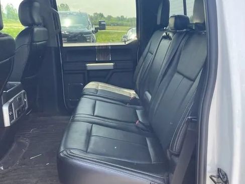 Used 2019 Ford F150 Lariat w/ Equipment Group 502A Luxury AWD/4WD image 23