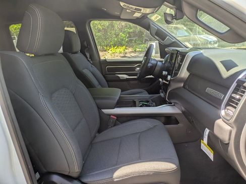 New 2026 RAM 1500 Big Horn AWD/4WD image 29