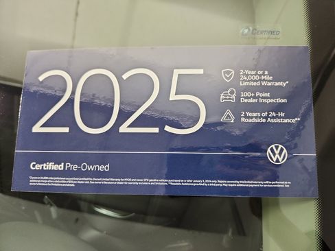 Certified 2025 Volkswagen Atlas SE w/ Panoramic Sunroof Package image 40