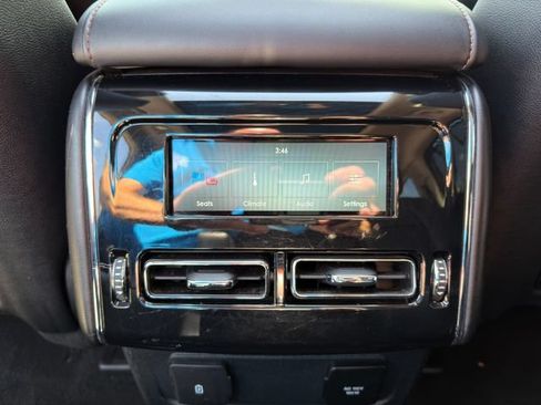 Used 2020 Lincoln Aviator Grand Touring w/ Equipment Group 302A AWD/4WD image 21