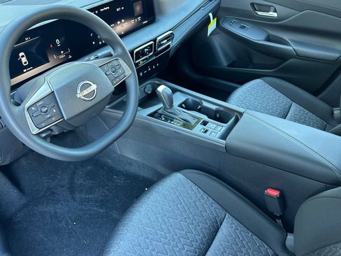 New 2026 Nissan Sentra SV w/ Floor Mat Package FWD image 7
