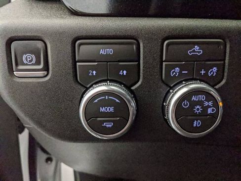 Used 2026 GMC Sierra 1500 Elevation w/ Elevation Select Package AWD/4WD image 14