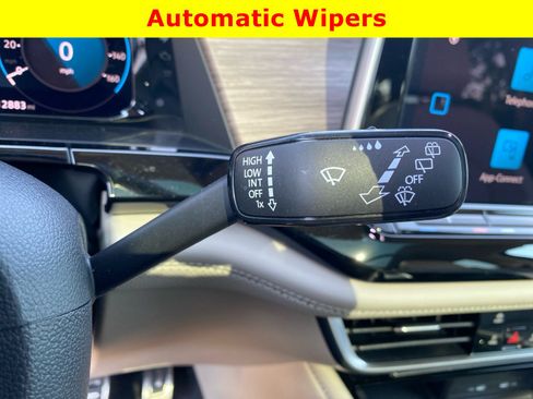 Used 2024 Volkswagen Atlas SEL Premium R-Line AWD/4WD image 29