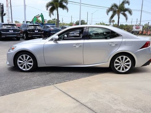 Used 2016 Lexus IS 200t RWD image 5