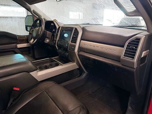 Used 2017 Ford F250 Lariat w/ Camper Package image 12